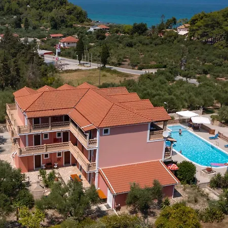 Apartment Anemomylos - Private Pool, Family Escape, By Zantewize Vasilikos (Zakynthos)